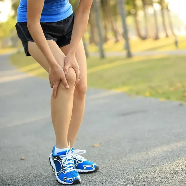 Knee Pain Treatment Near Me in Phoenix, AZ. Chiropractor For Knee Pain Relief.